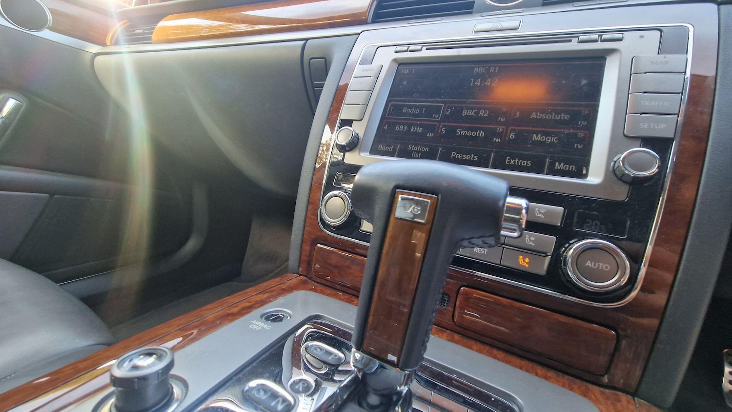 Used Volkswagen Phaeton 2011 for sale - 76094124: Photo 22