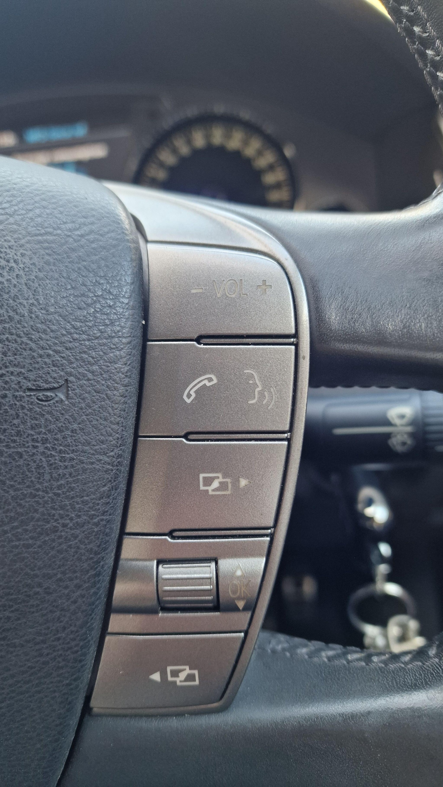 Used Volkswagen Phaeton 2011 for sale - 76094124: Photo 29