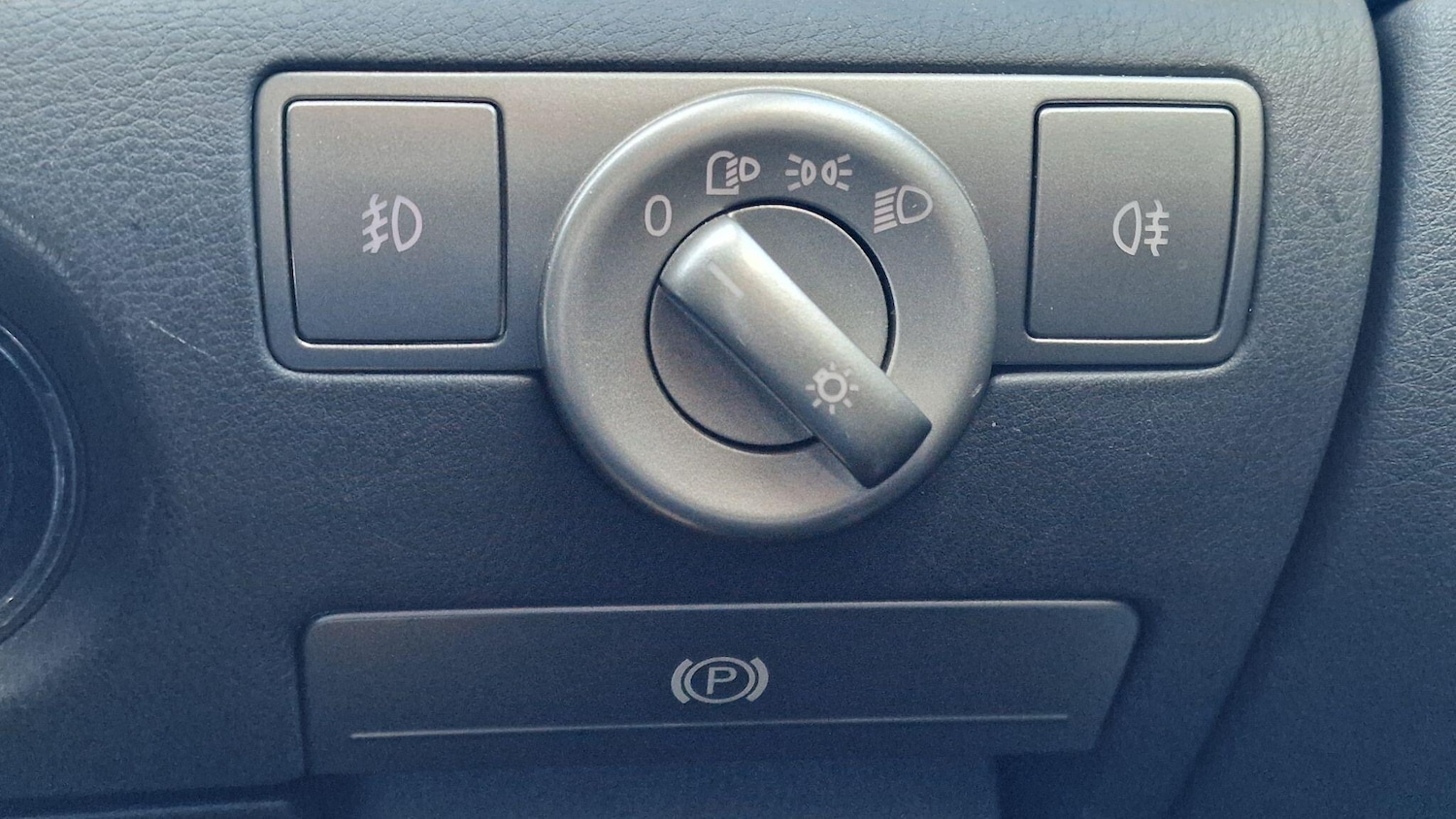 Used Volkswagen Phaeton 2011 for sale - 76094124: Photo 31