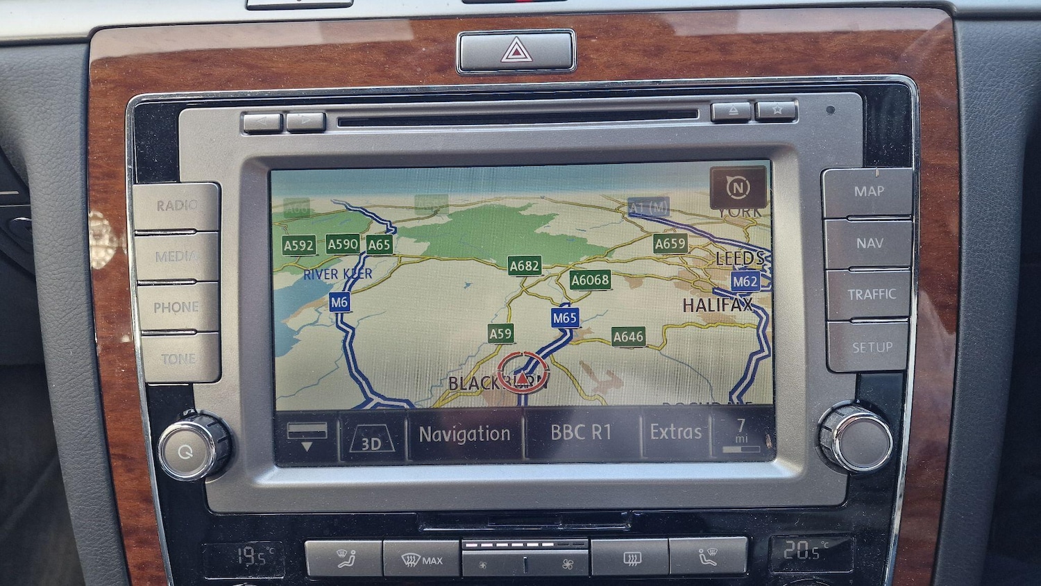 Used Volkswagen Phaeton 2011 for sale - 76094124: Photo 37