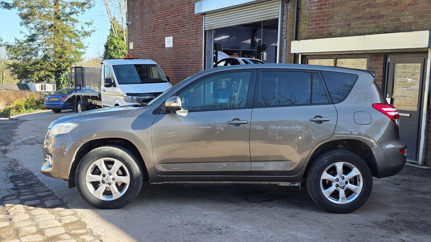 Used Toyota RAV4 2011 for sale - 77925869: Photo 5