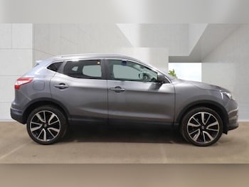 Used Nissan Qashqai 2016 for sale - 78923100: Photo