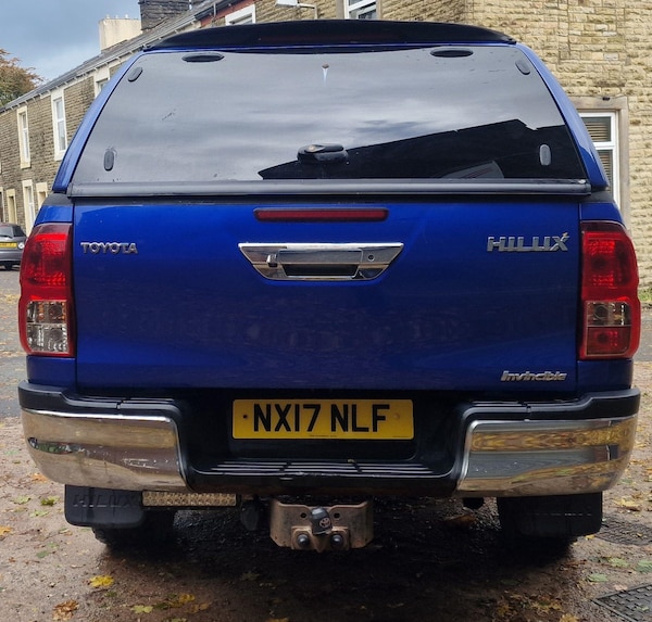 Used Toyota Hilux 2017 for sale - 76174863: Photo 6