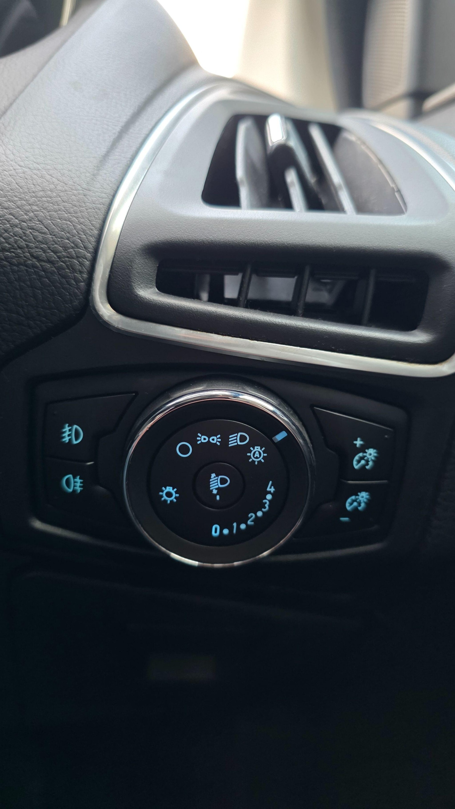 Used Ford Focus 2014 for sale - 77279681: Photo 14