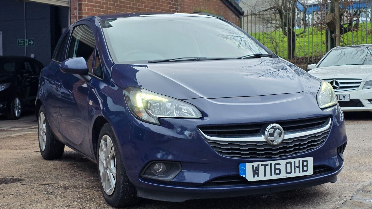 Used Vauxhall Corsa 2016 for sale - 77395870: Photo 1