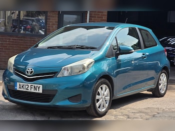 Used Toyota Yaris 2012 for sale - 78957848: Photo