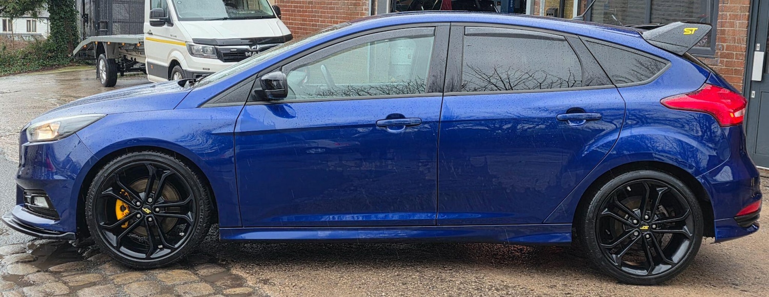 Used Ford Focus 2015 for sale - 77455339: Photo 9