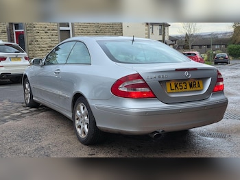 Used Mercedes-Benz CLK 2003 for sale - 77396340: Photo