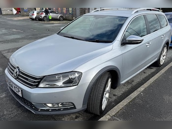 Used Volkswagen Passat 2014 for sale - 77898286: Photo