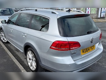 Used Volkswagen Passat 2014 for sale - 77898286: Photo