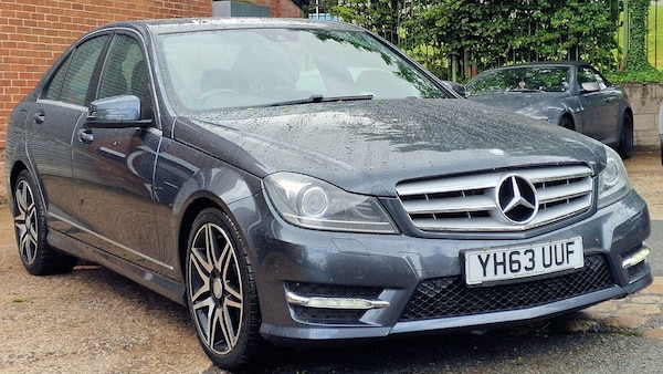 Used Mercedes-Benz C-Class 2013 for sale - 75377629: Photo 1