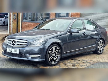 Used Mercedes-Benz C-Class 2013 for sale - 75377629: Photo