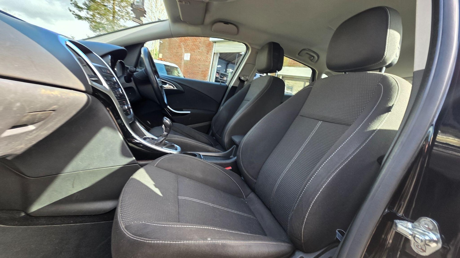 Used Vauxhall Astra 2011 for sale - 78047734: Photo 16