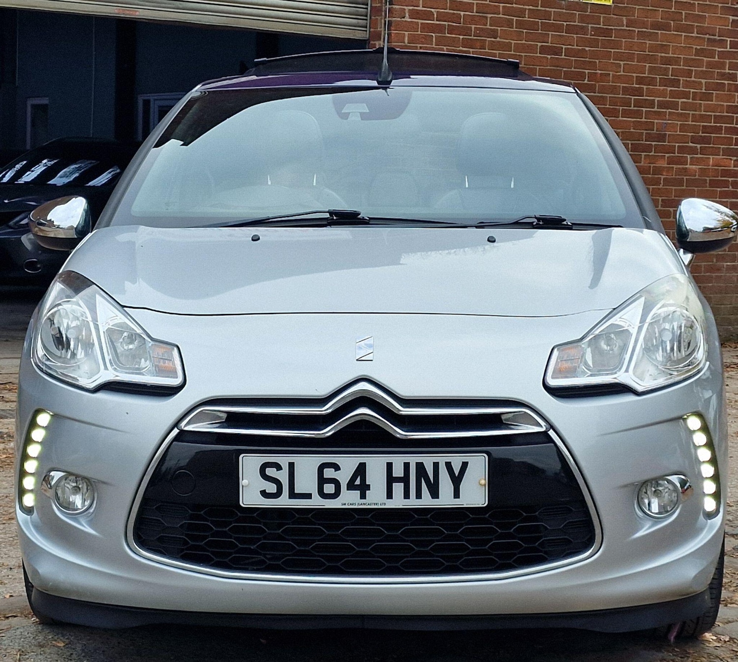 Used Citroen DS3 2014 for sale - 76260552: Photo 2