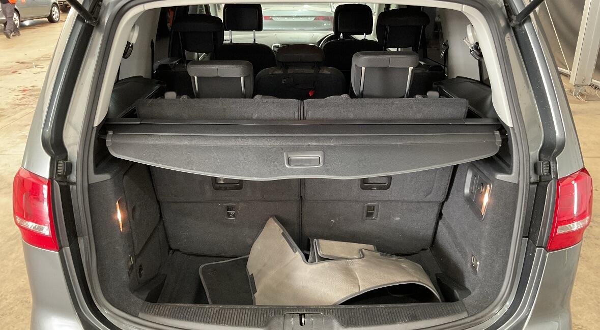 Used Volkswagen Sharan 2013 for sale - 76424508: Photo 11