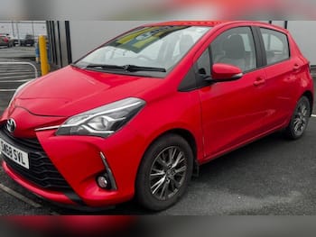 Used Toyota Yaris 2018 for sale - 79669780: Photo
