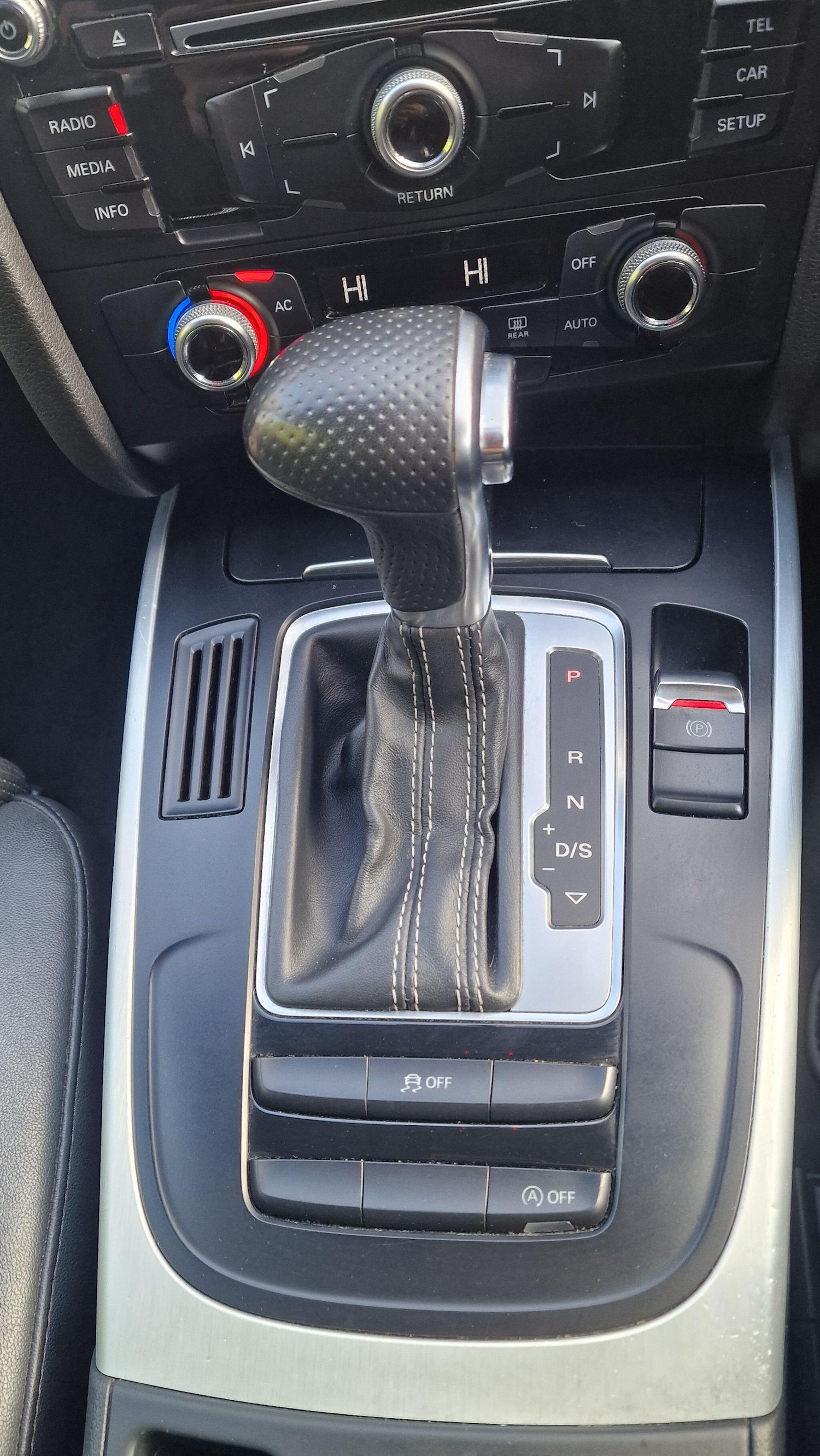 Used Audi A4 2012 for sale - 76786498: Photo 9