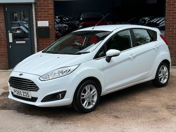 Used Ford Fiesta 2015 for sale - 79256254: Photo