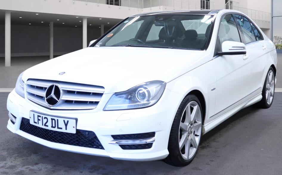 Used Mercedes-Benz C Class 2015 for sale - 77120111: Photo 4