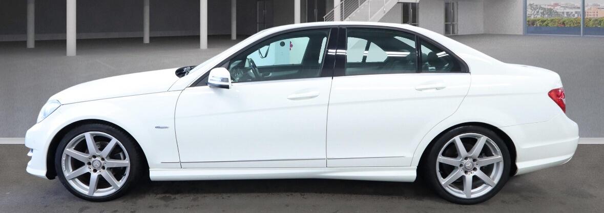 Used Mercedes-Benz C Class 2015 for sale - 77120111: Photo 5