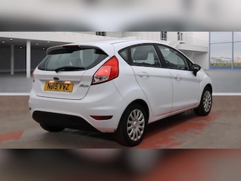 Used Ford Fiesta 2015 for sale - 77839630: Photo