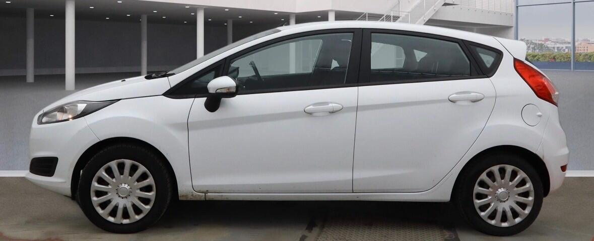 Used Ford Fiesta 2015 for sale - 77839630: Photo 5