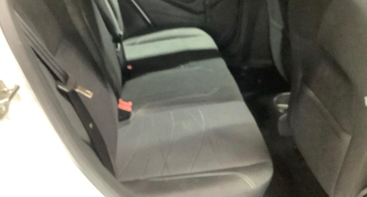 Used Ford Fiesta 2015 for sale - 77839630: Photo 8