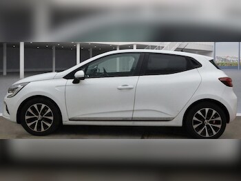 Used Renault Clio 2020 for sale - 77754021: Photo