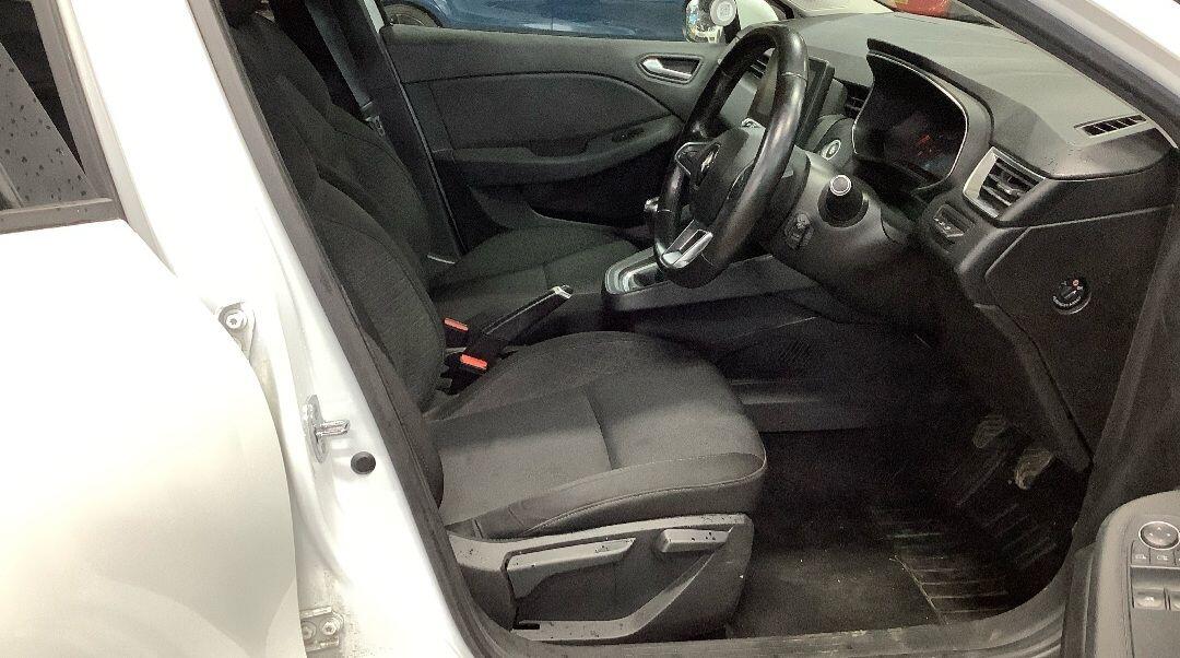 Used Renault Clio 2020 for sale - 77754021: Photo 6