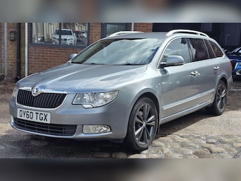 Used Skoda Superb 2010 for sale - 78301796: Photo