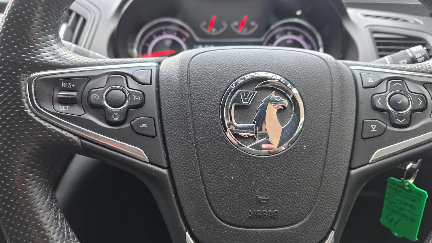 Used Vauxhall Insignia 2015 for sale - 77358421: Photo 13