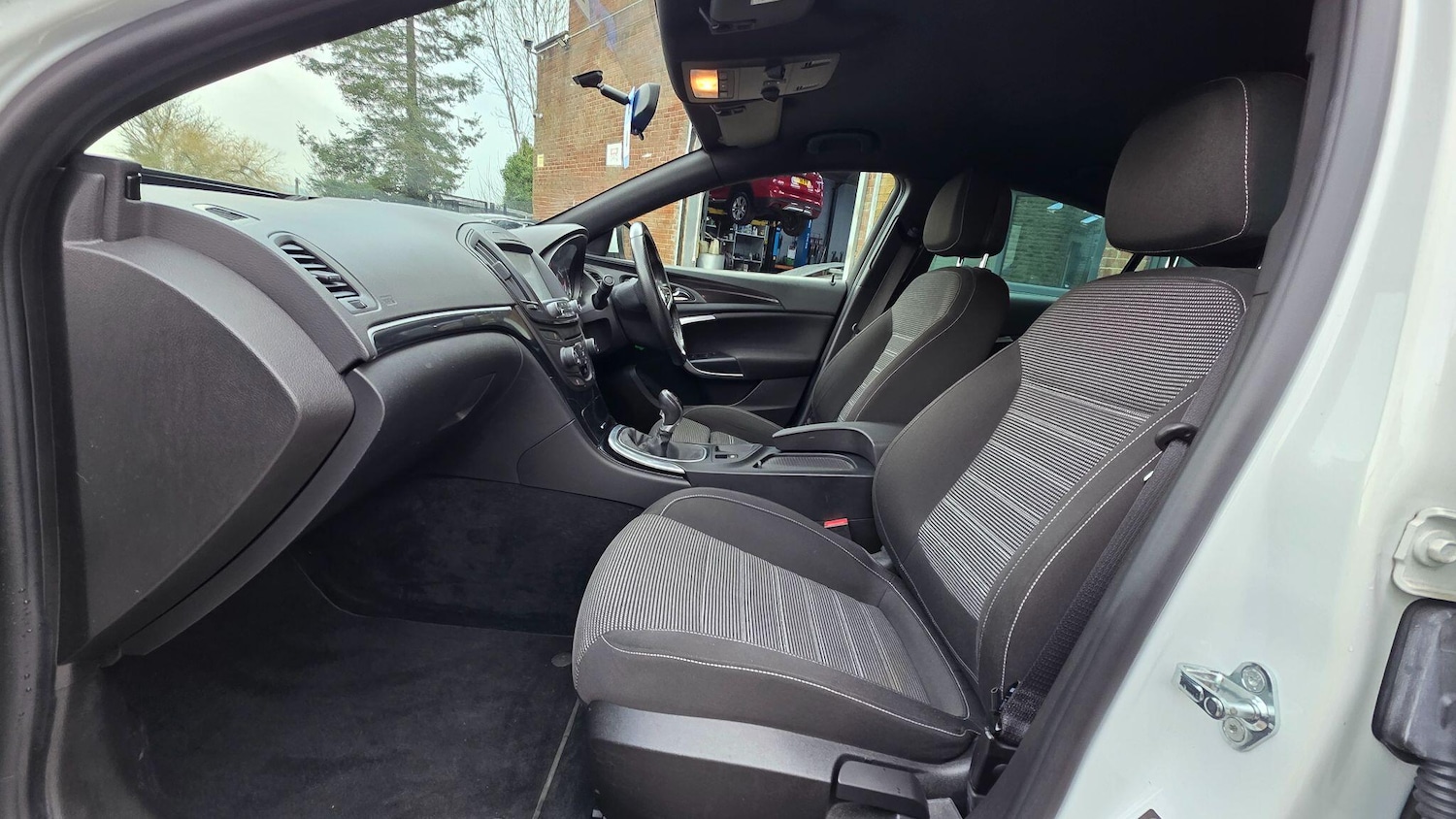 Used Vauxhall Insignia 2015 for sale - 77358421: Photo 22