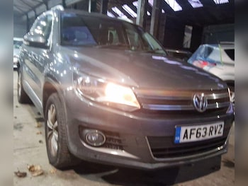 (63) - 2.0 TDI BlueMotion Tech Match DSG 4WD Euro 5 (s/s) 5dr