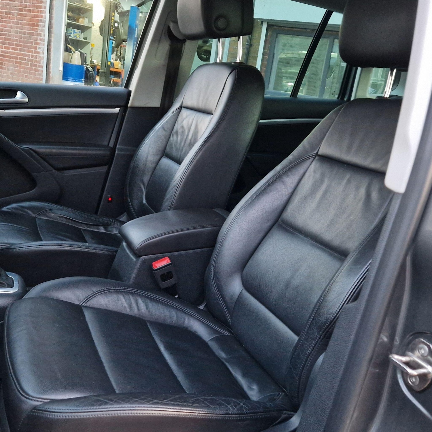 Used Volkswagen Tiguan 2014 for sale - 76976504: Photo 21