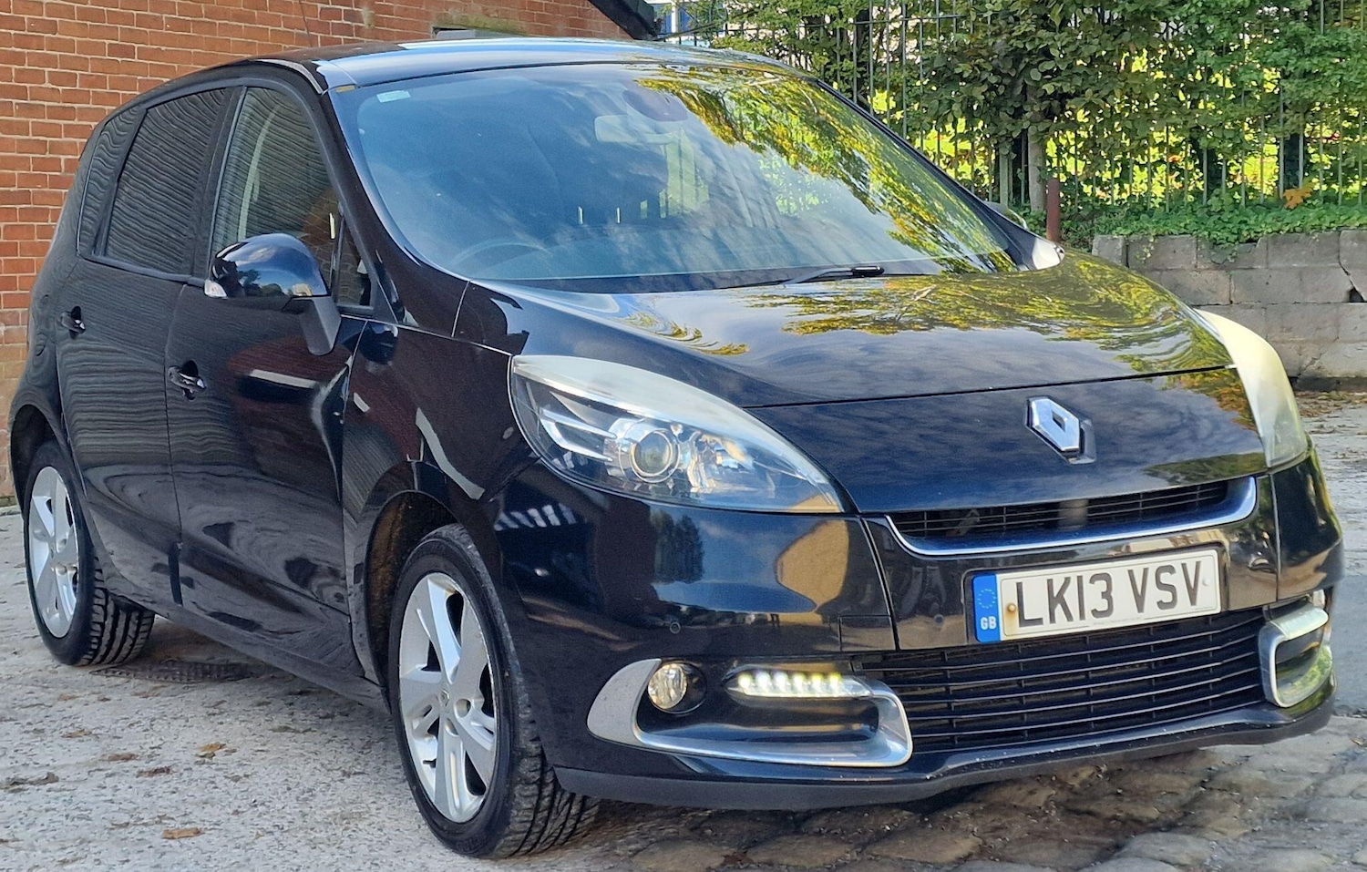 Used Renault Scenic 2013 for sale - 76002431: Photo 1
