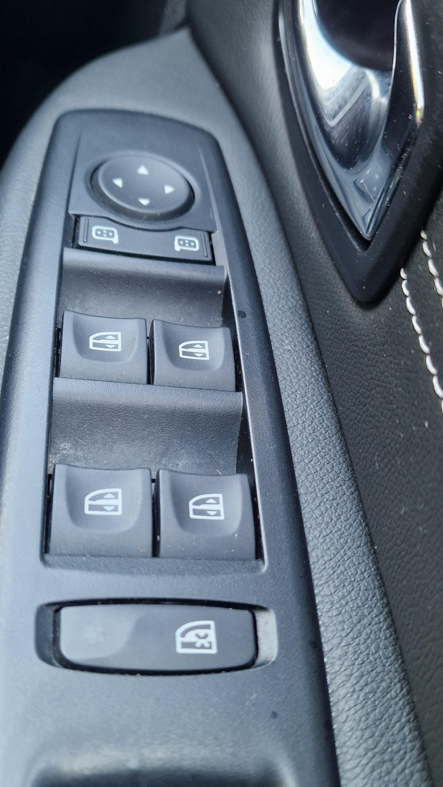 Used Renault Scenic 2013 for sale - 76002431: Photo 12