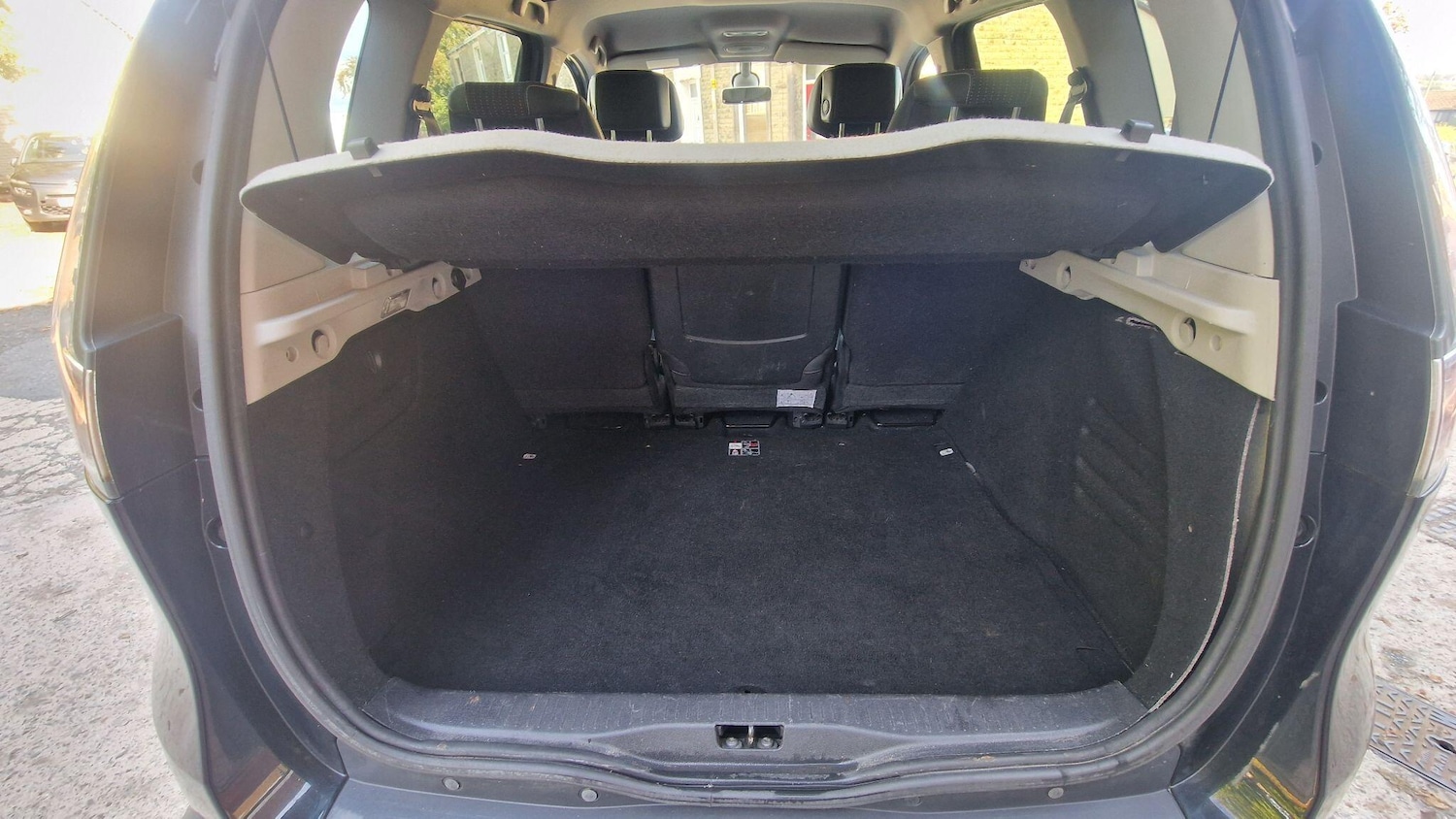 Used Renault Scenic 2013 for sale - 76002431: Photo 17