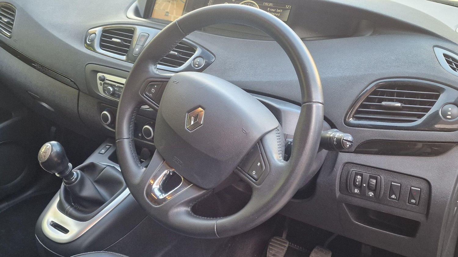 Used Renault Scenic 2013 for sale - 76002431: Photo 18