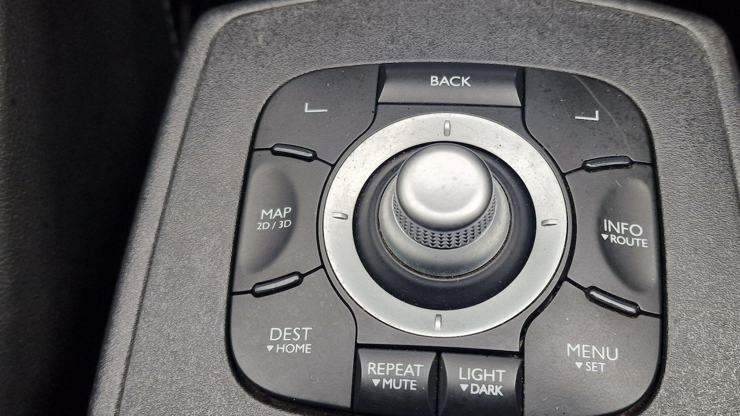 Used Renault Scenic 2013 for sale - 76002431: Photo 2