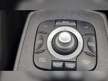 Used Renault Scenic 2013 for sale - 76002431: Photo 2