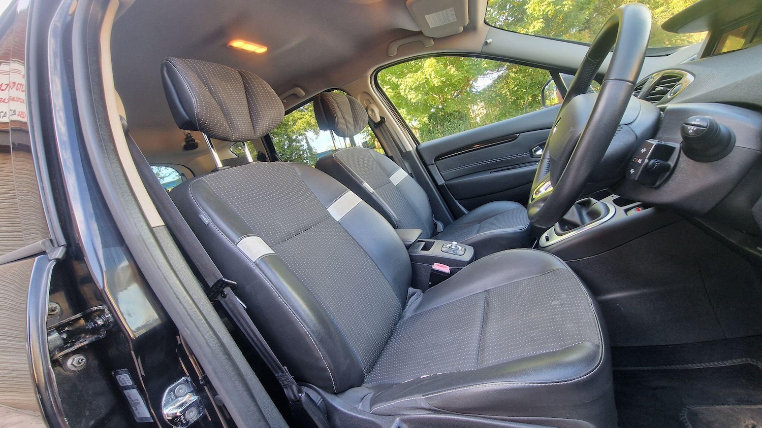 Used Renault Scenic 2013 for sale - 76002431: Photo 9