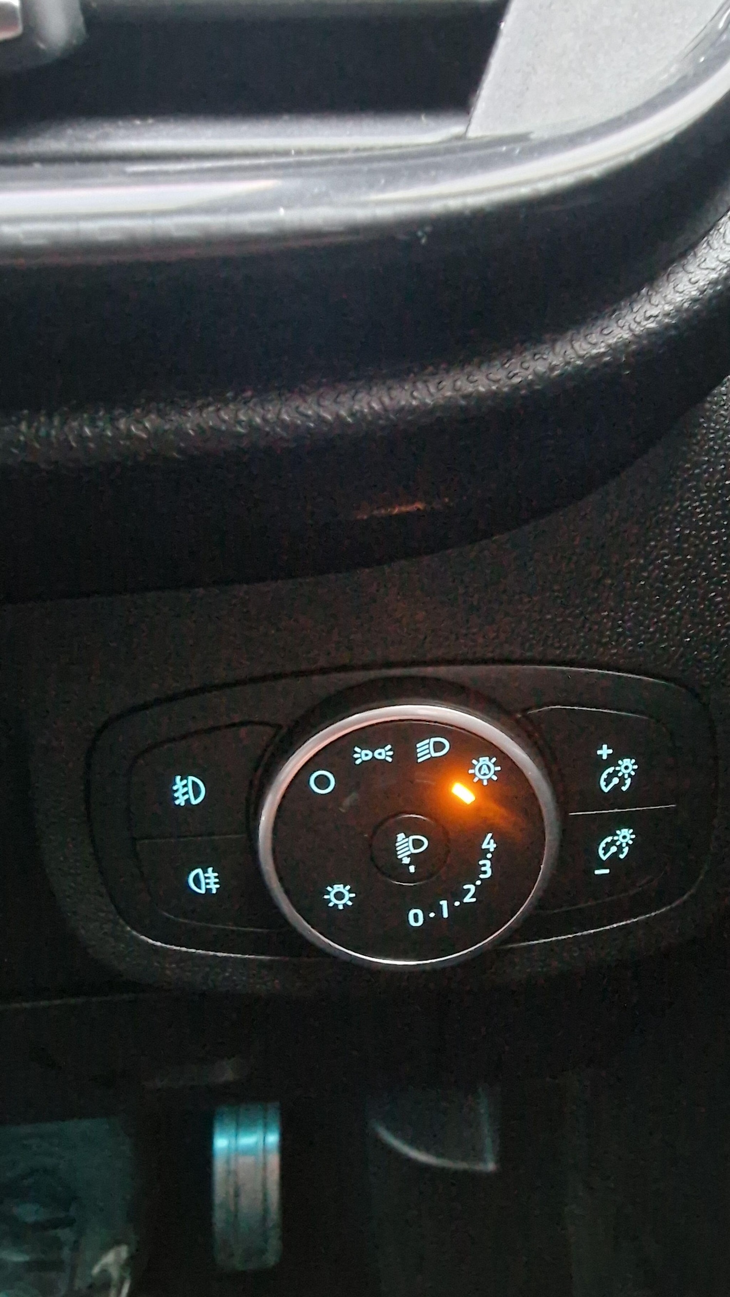 Used Ford Fiesta 2018 for sale - 76592643: Photo 15