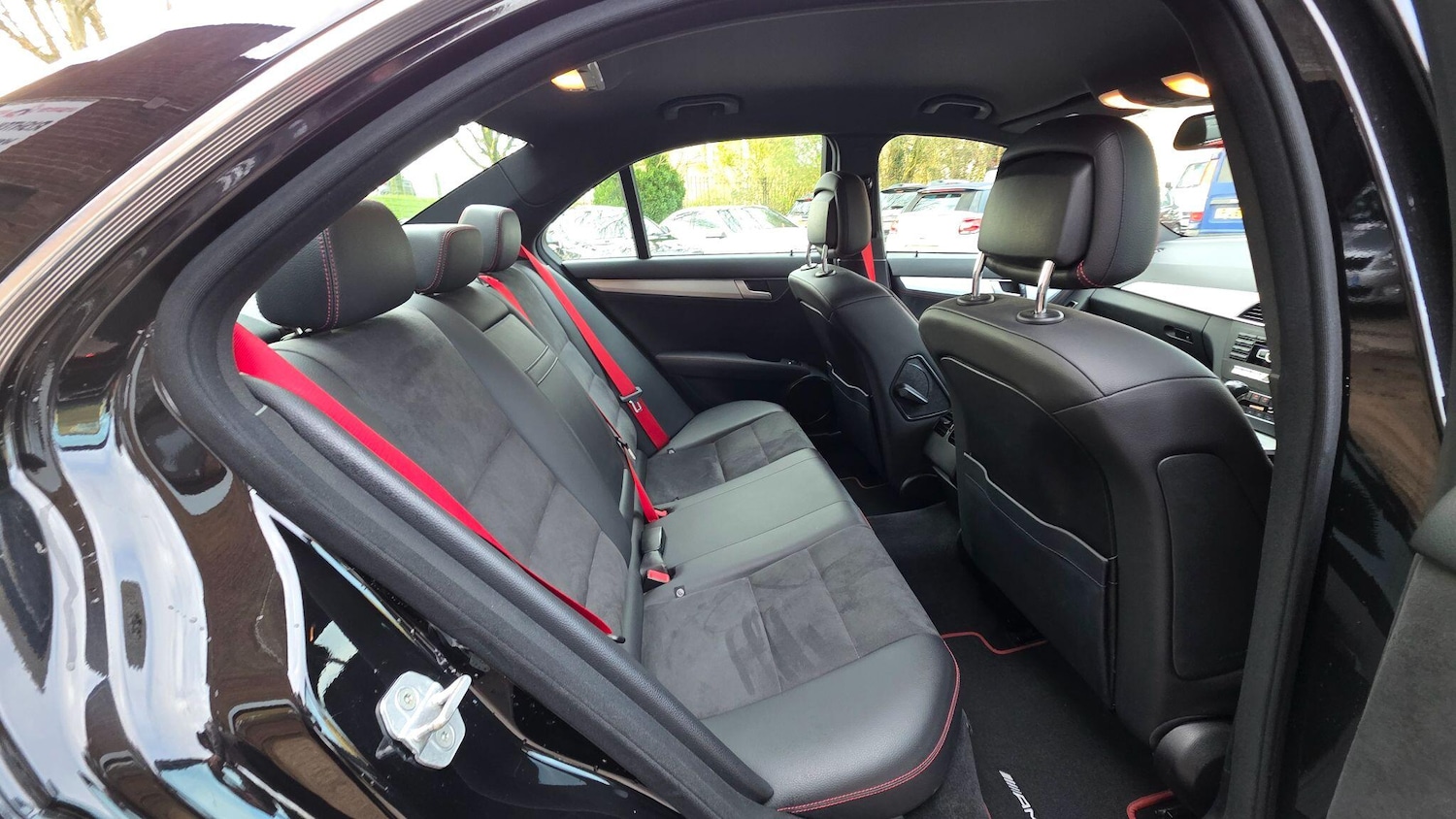 Used Mercedes-Benz C Class 2012 for sale - 77120125: Photo 14