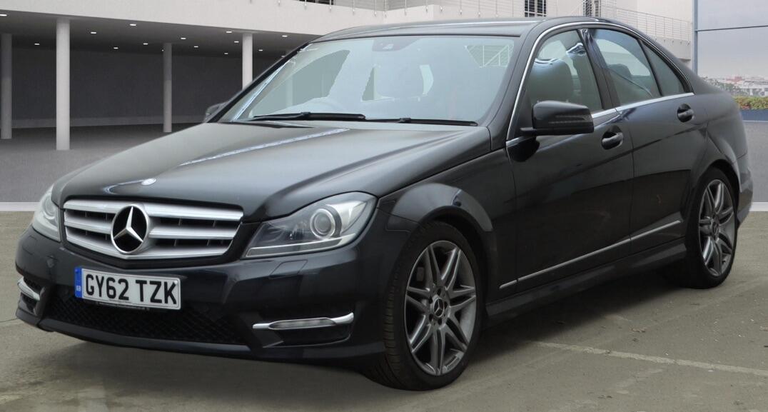 Used Mercedes-Benz C Class 2012 for sale - 77120125: Photo 4