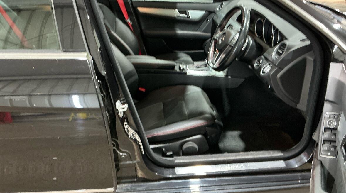 Used Mercedes-Benz C Class 2012 for sale - 77120125: Photo 7