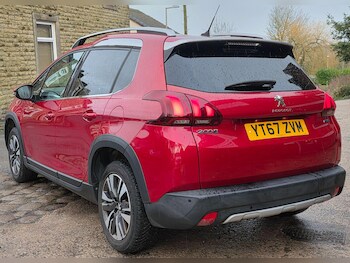 Used Peugeot 2008 2017 for sale - 77074848: Photo