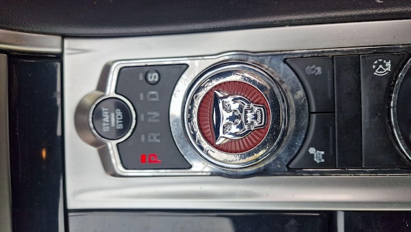 Used Jaguar XF 2014 for sale - 76159025: Photo 12