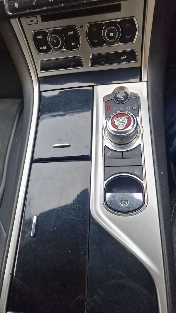 Used Jaguar XF 2014 for sale - 76159025: Photo 16
