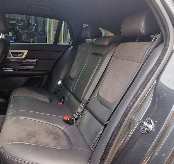 Used Jaguar XF 2014 for sale - 76159025: Photo 9