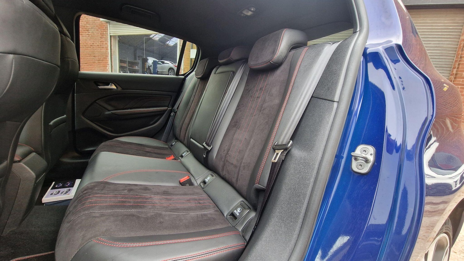 Used Peugeot 308 2015 for sale - 76060260: Photo 12